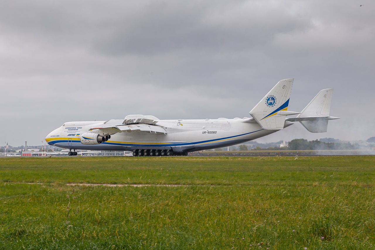 an-225-11.jpg