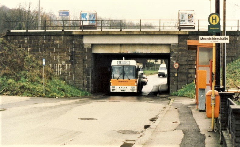 ESG Linie 11 alt Bus Nr 48 Moosfelderstr OEBB 20-11-1990 (2).jpg