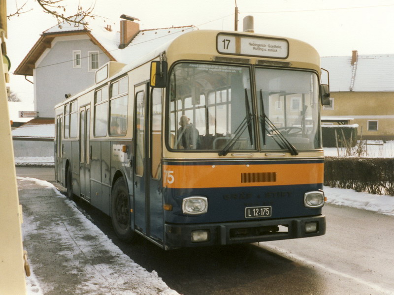 ESG Bus Nr 75 Linie 17 Rufling 5-2-1996.jpg
