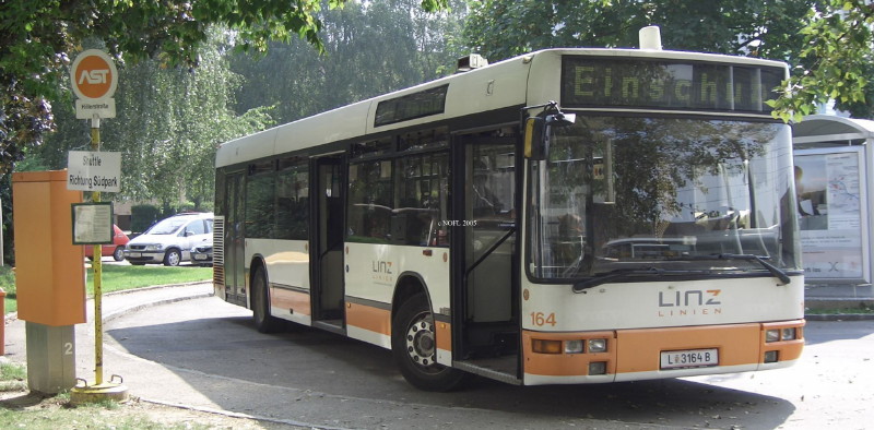 2005-09-02 Linie 10 Hill Steyr Volvo Bus Nr 164.JPG