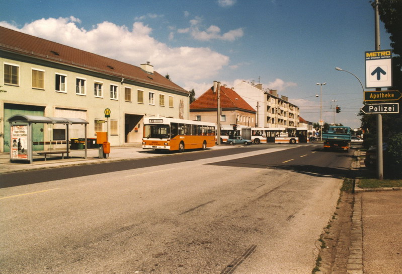 ESG-Bus Nr 60 Linie 13 Laskahofstr  5-8-1996.jpg