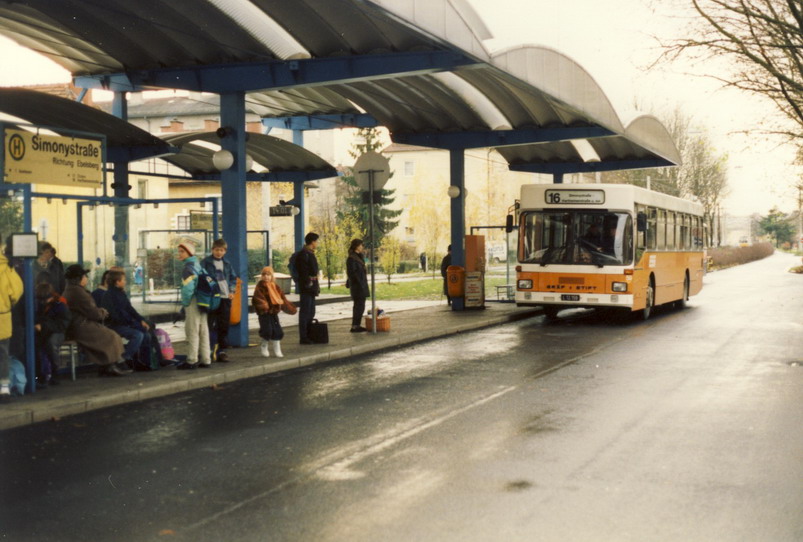 ESG-Bus Nr 59 Linie 16 Simonystra  20-11-1990.jpg
